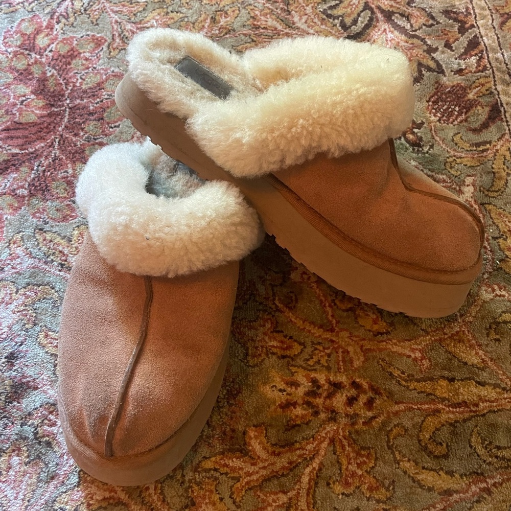 Ugg Disquette Slippers